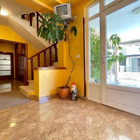 בודווה Villa Ns Velji Vinogradi מראה חיצוני תמונה